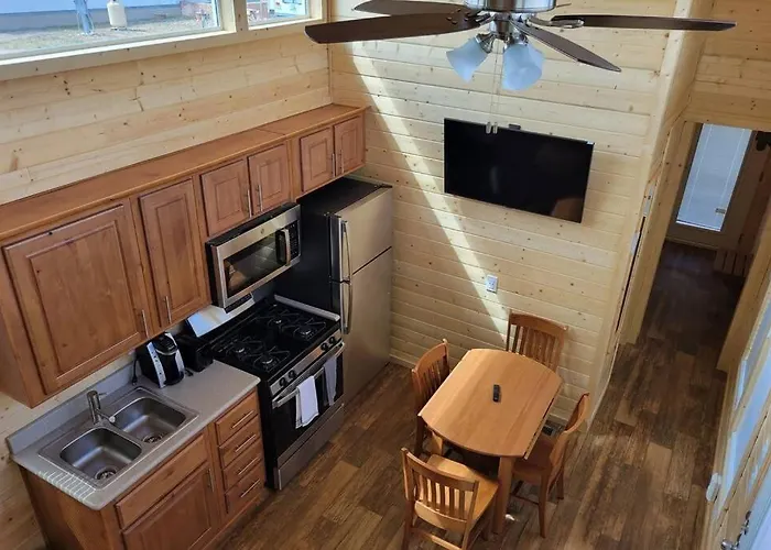 073 Tiny Nr Grand Canyon South Rim Sleeps 8 Chalet *